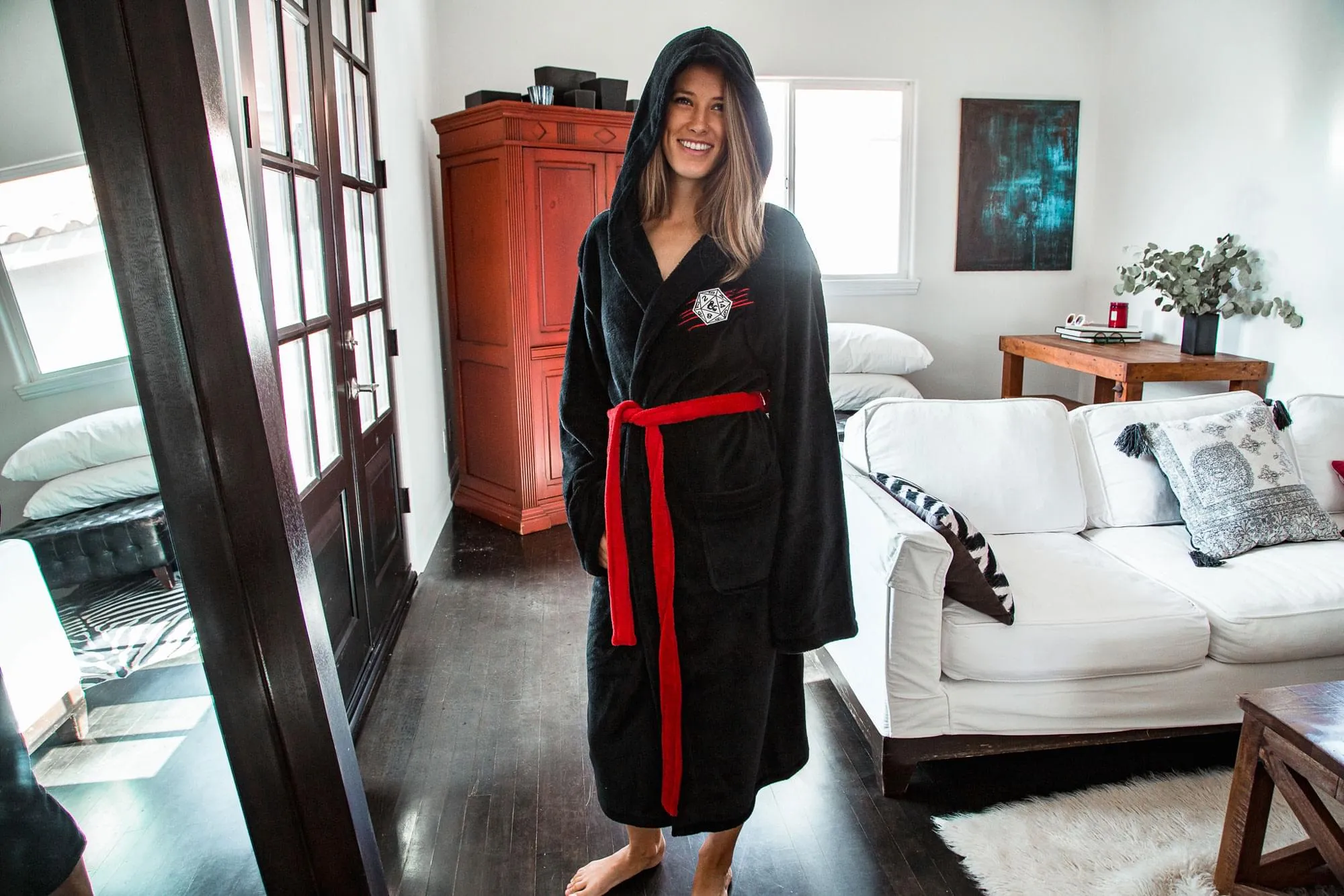 Dungeons & Dragons Dungeon Master Bathrobe for Adults | One Size Fits Most